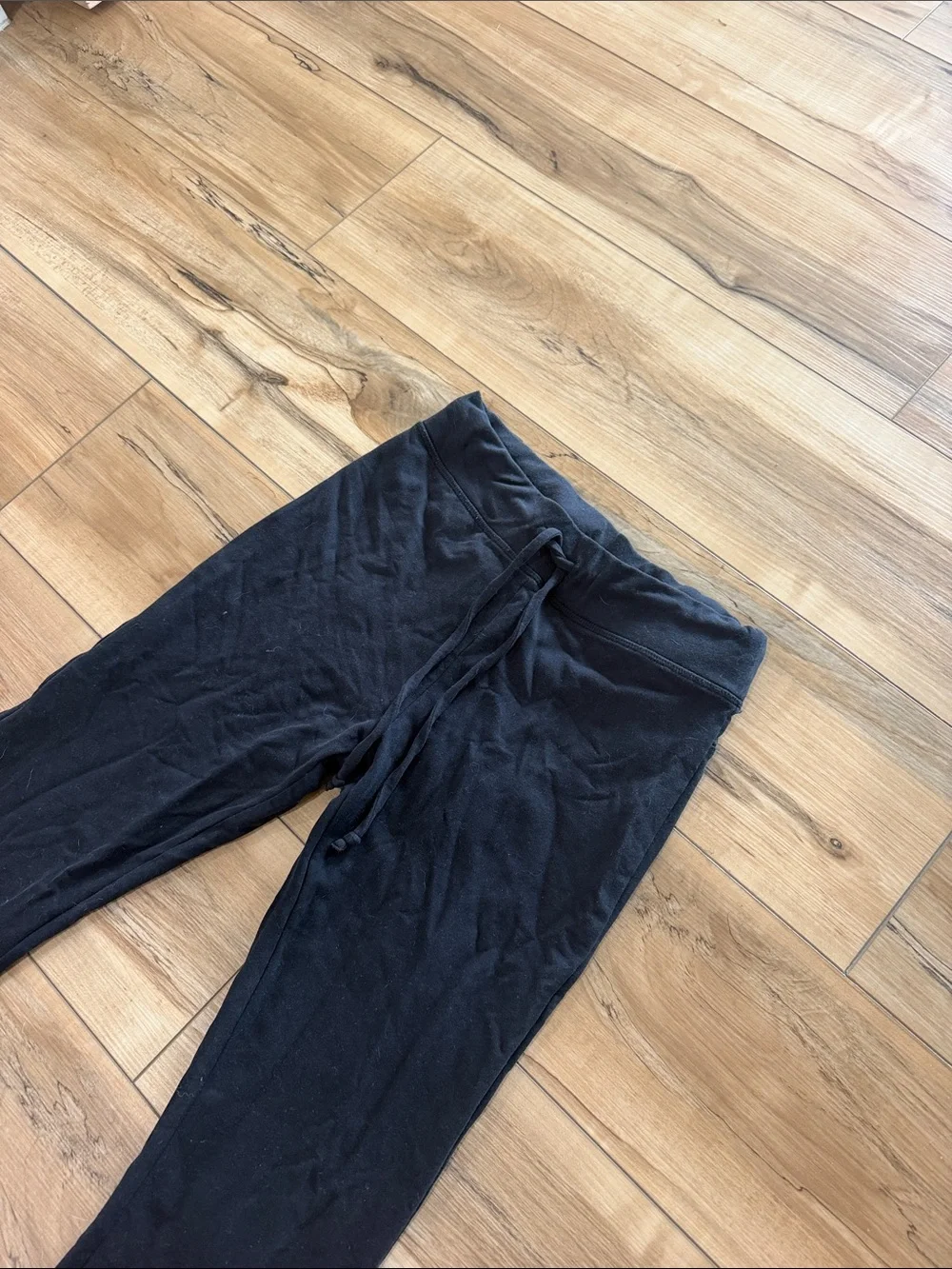 Women’s Alo Black Drawstring Mid high Waist boot flare pants